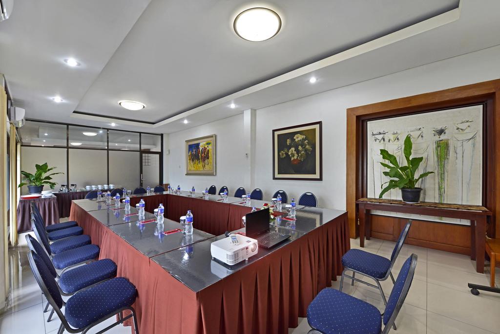 Hotel Riau Bandung Exterior photo