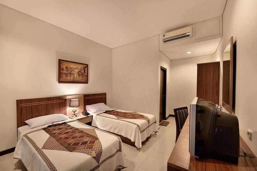 Hotel Riau Bandung Exterior photo
