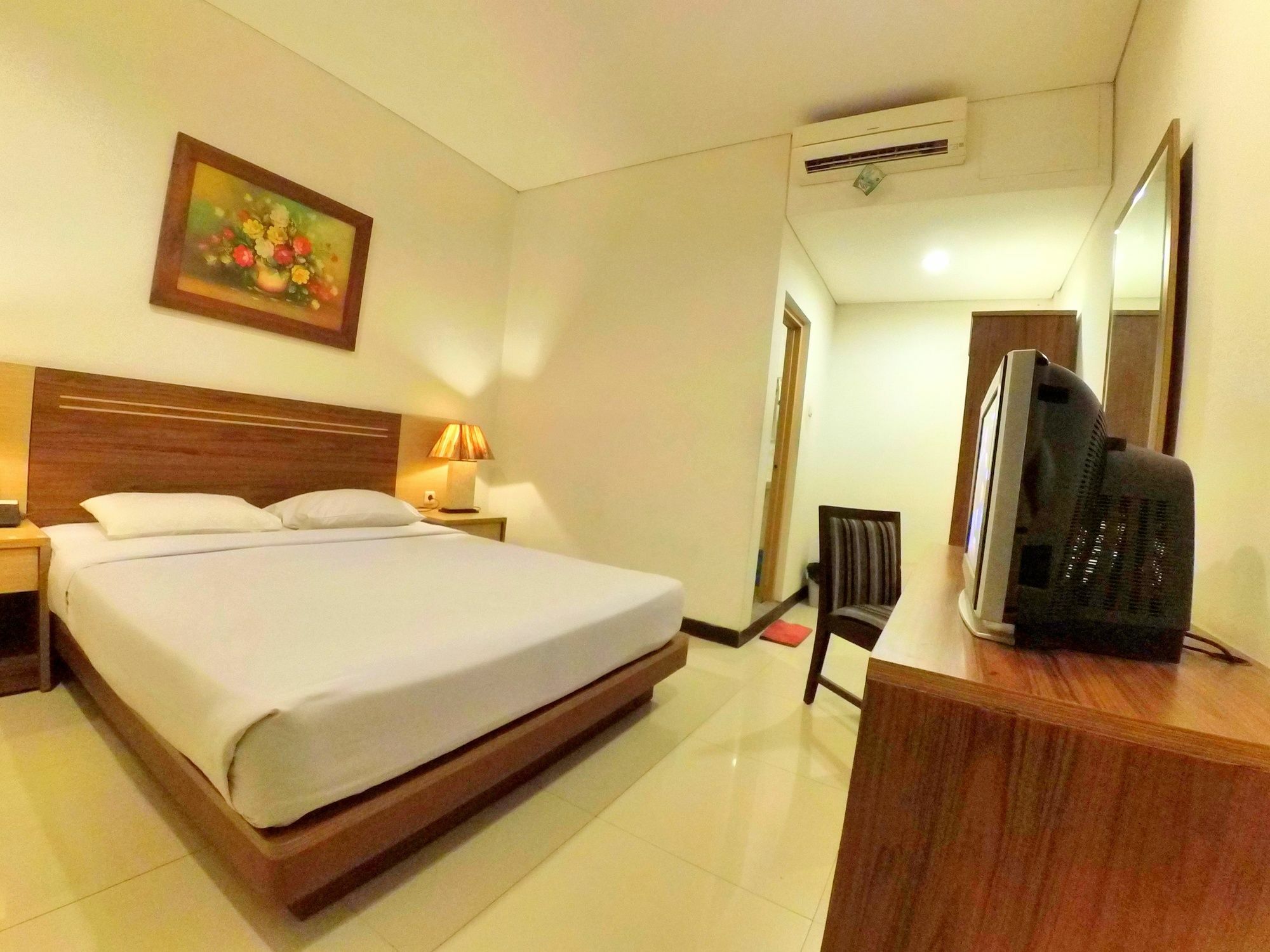 Hotel Riau Bandung Exterior photo