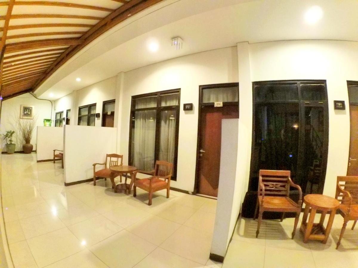 Hotel Riau Bandung Exterior photo